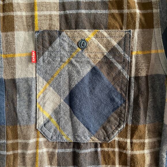 Levi’s Flannel Button-Down Shirt Men’s L – Blue Brown Plaid 100% Cotton - Picture 5 of 9
